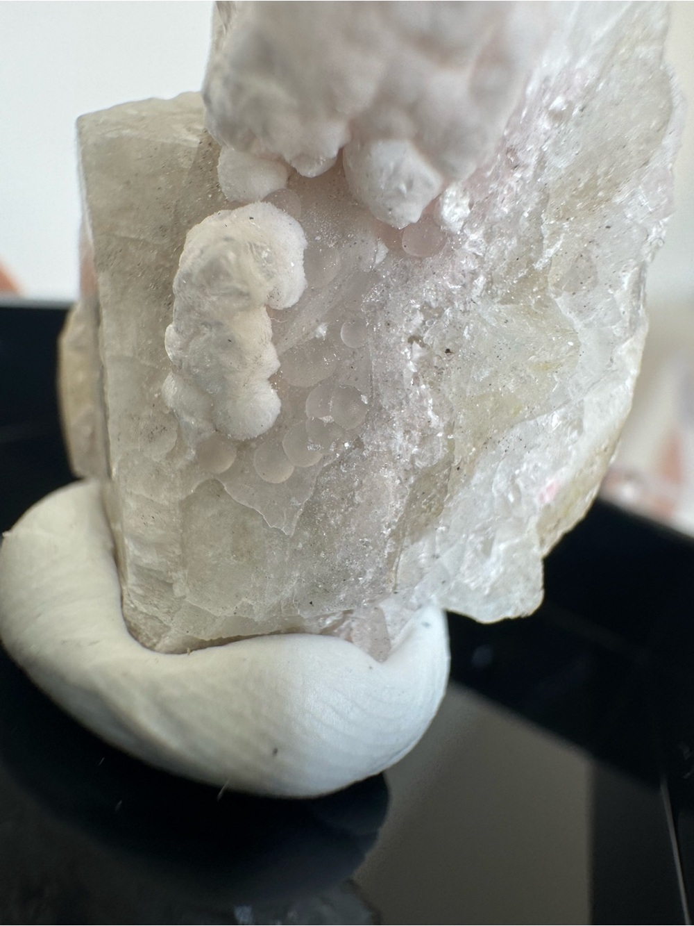 Calcite - Picture 3 of 4